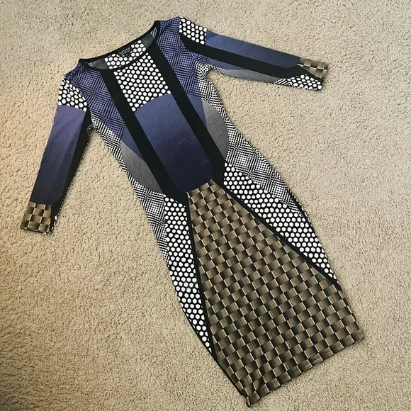 TOPSHOP Bodycon Patterned Dress - Picture 6 of 6